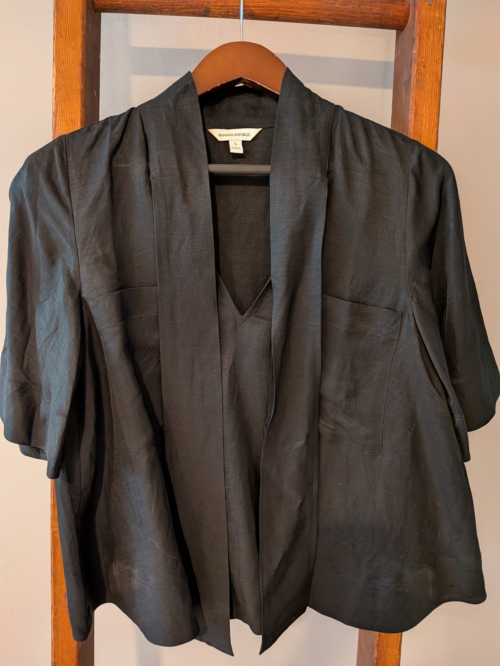 Banana Republic Black Short Sleeve Tie-Neck Top
